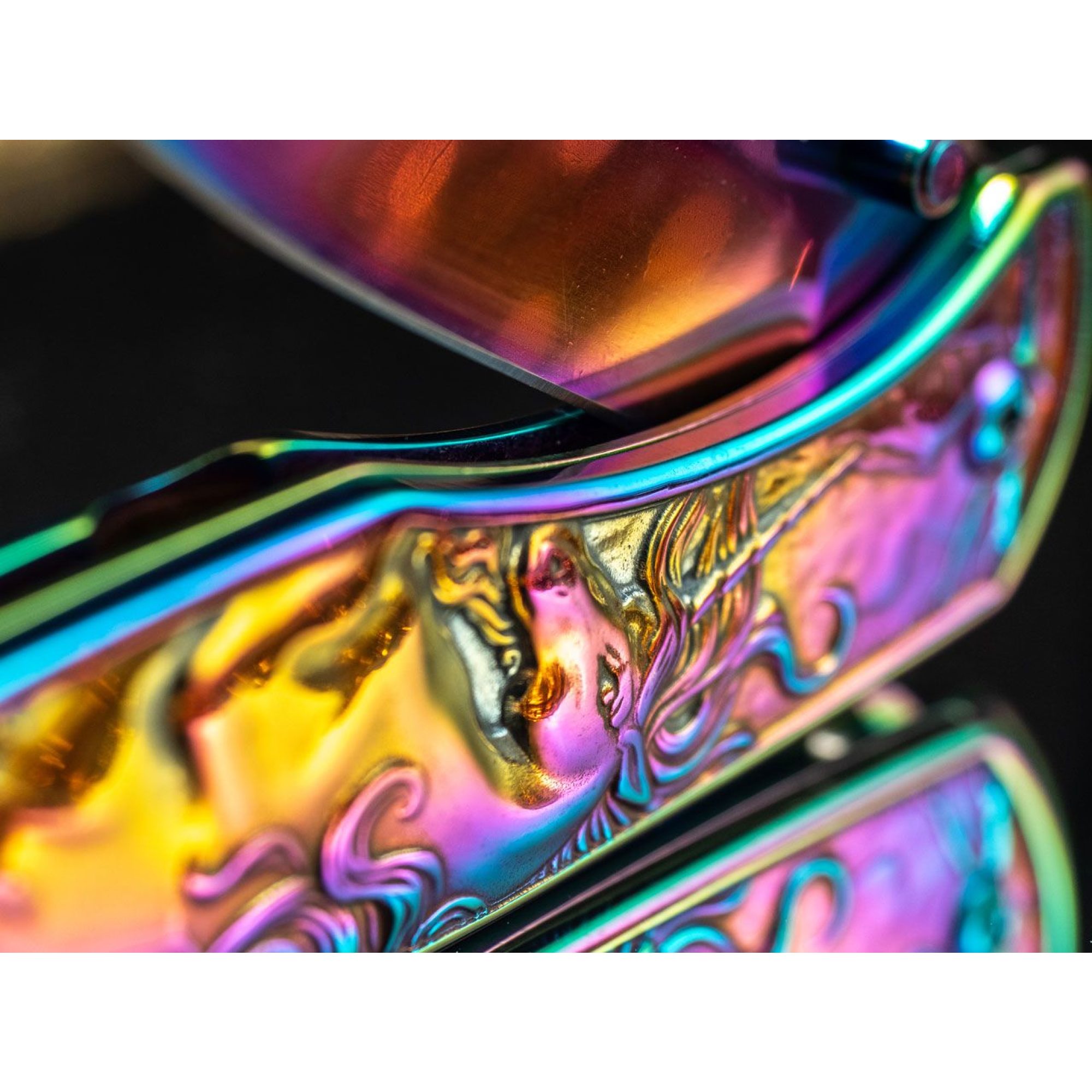 Magnum Anna’s Rainbow Unicorn